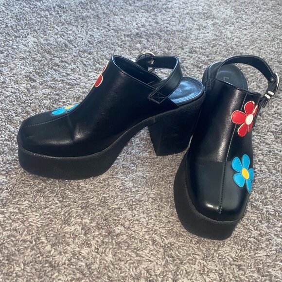 La Moda Black Flower Platform Mule - Picture 4 of 4